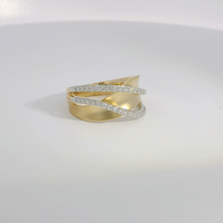 Layered Band Two Tone Ring