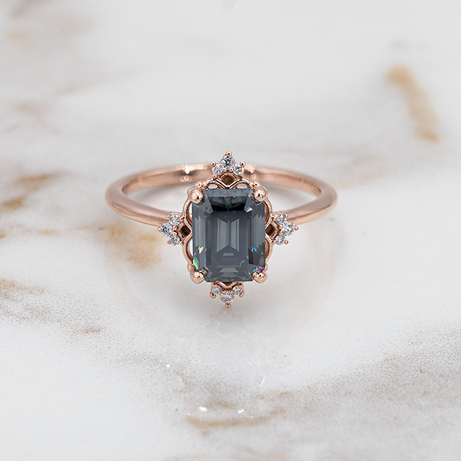 Custom Oval Engagement Ring: A Timely Embodiment of Elegance